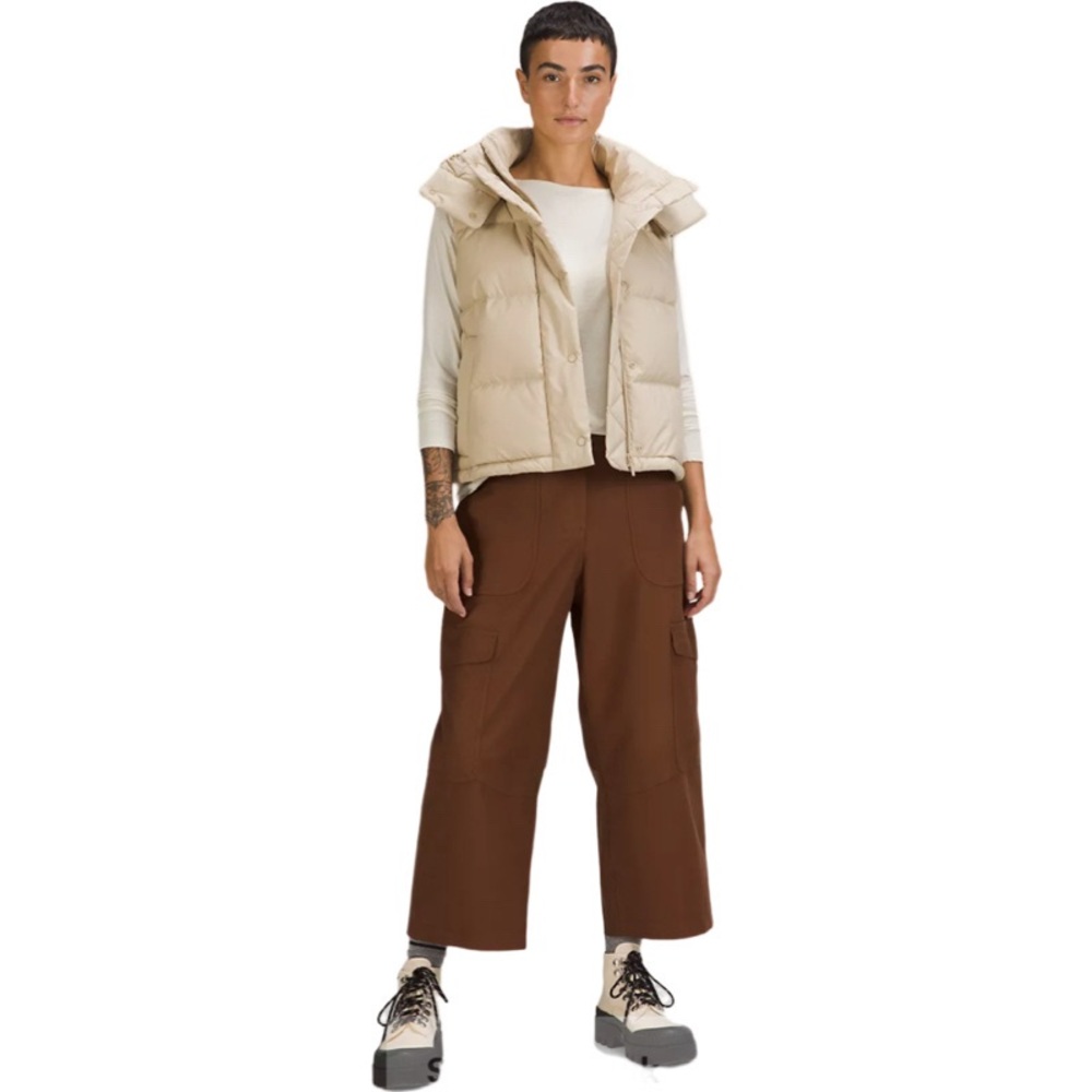 No tags! Lululemon Cargo Utilitech High Rise Crop Pants
